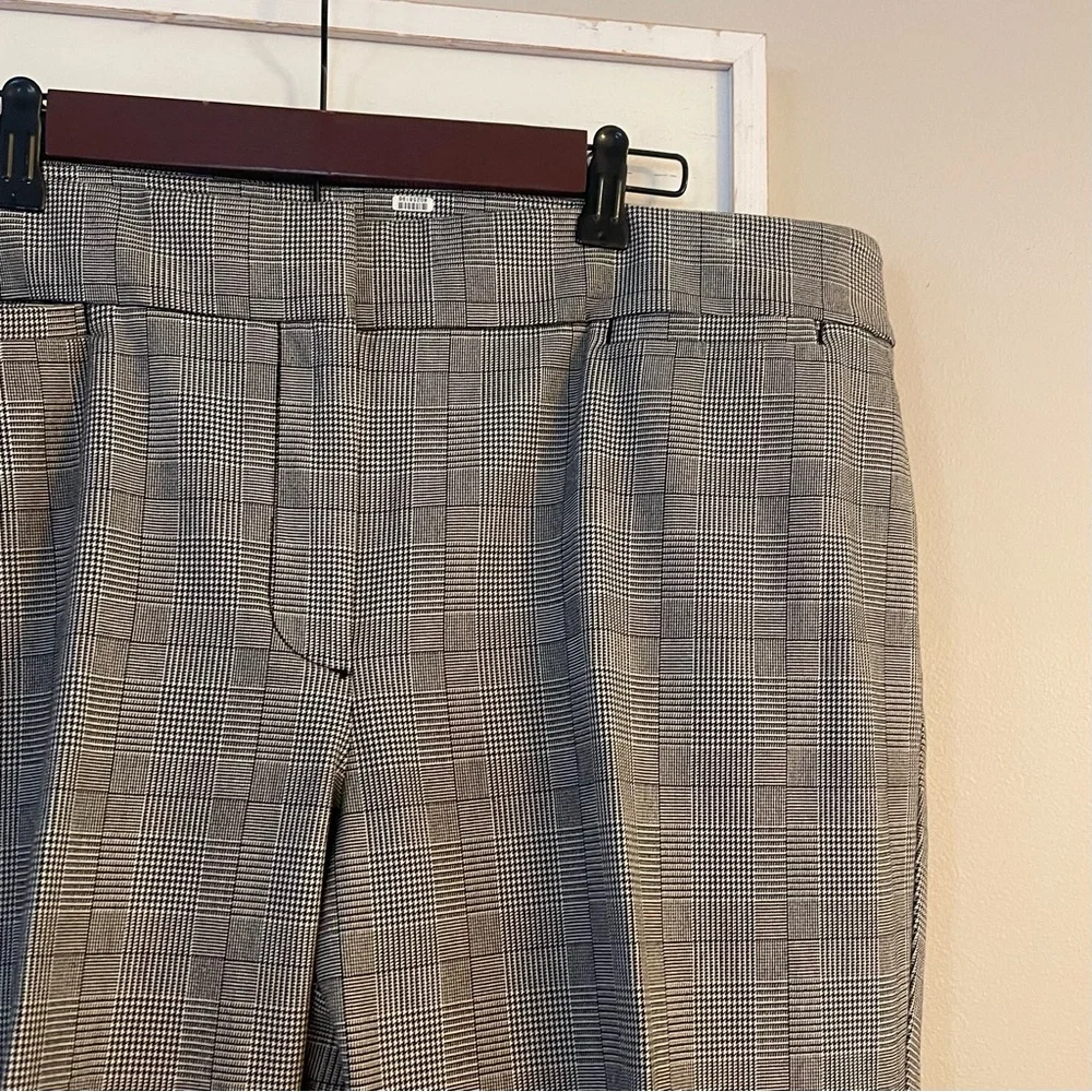 TALBOTS Chatham Ankle Pant Plaid Black White Slim Size 18 WP Petite Checkered